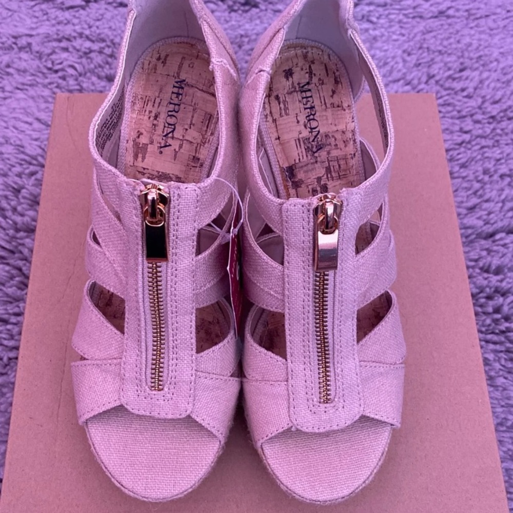 NWT Target Wedges
